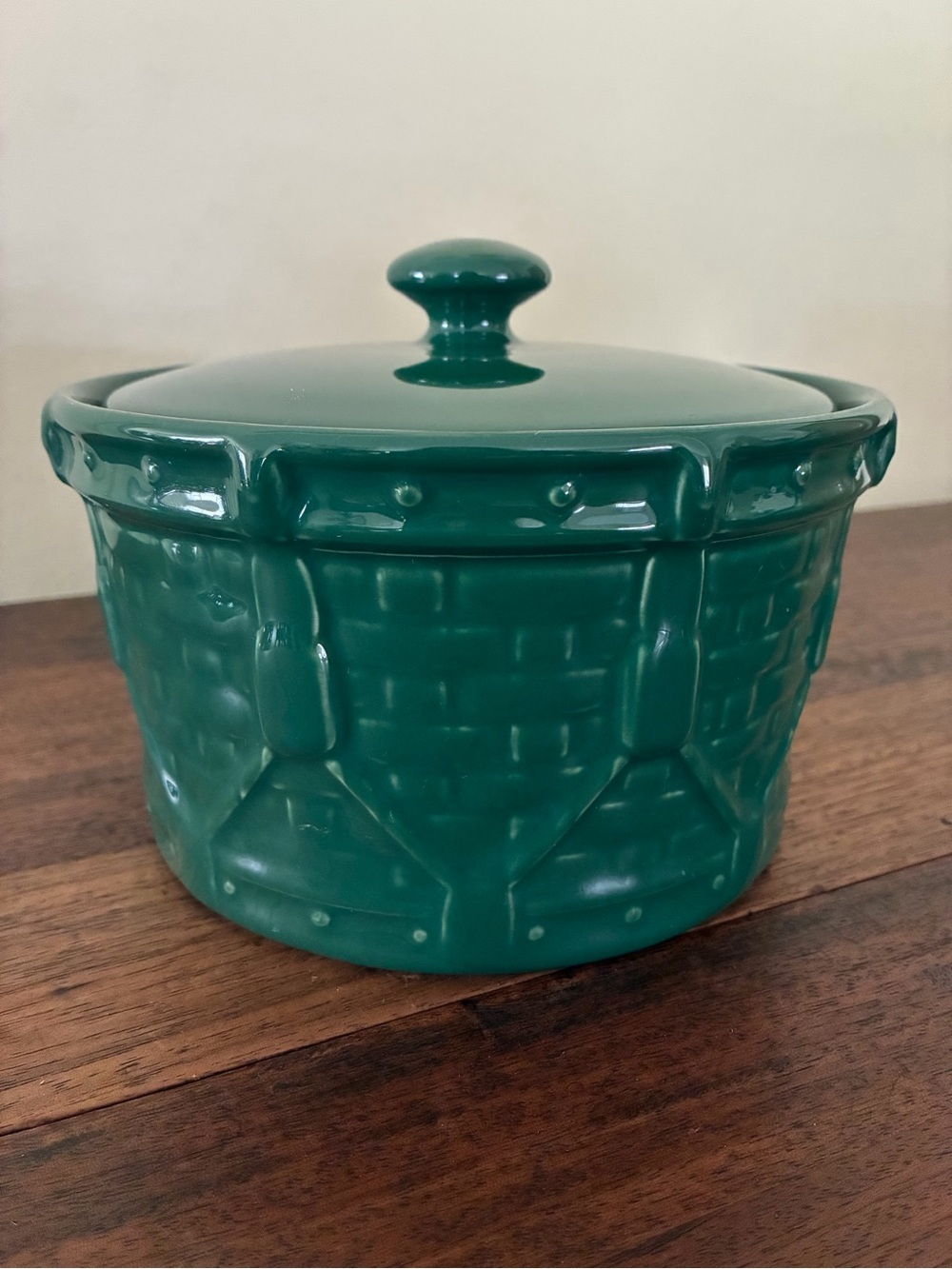 Longaberger Pottery Ivy Green Woven Drum
Crock with Lid